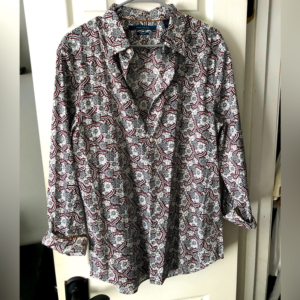 Mens L Red/White Dress Shirt
